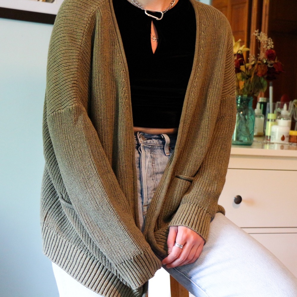 Essential Olive Cardigan